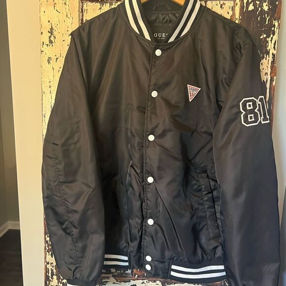 Guess Mens Large Satin Varsity Bomber Jacket Full Zip Snap 81 Spell Out Logo L - Picture 1 of 7